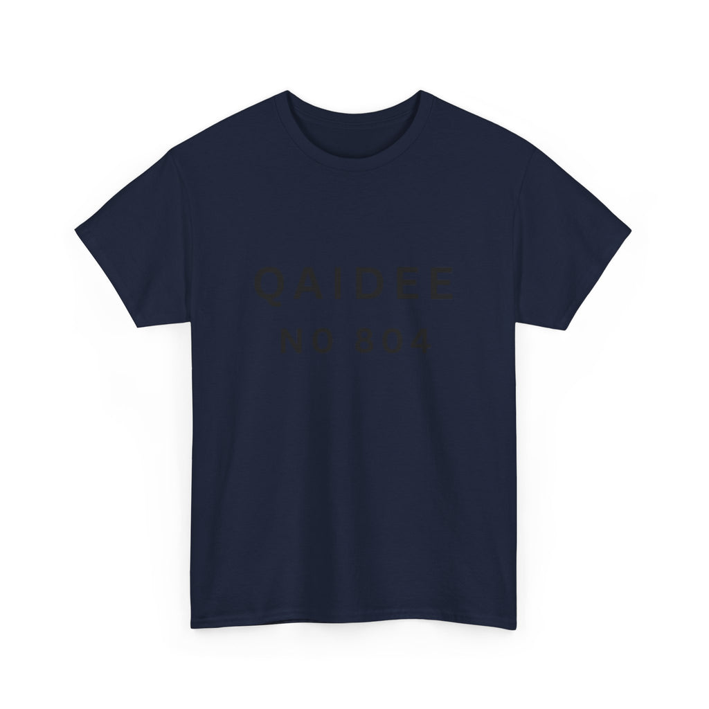 QAIDEE No 804 T‑Shirt — Minimalist Text Graphic Tee