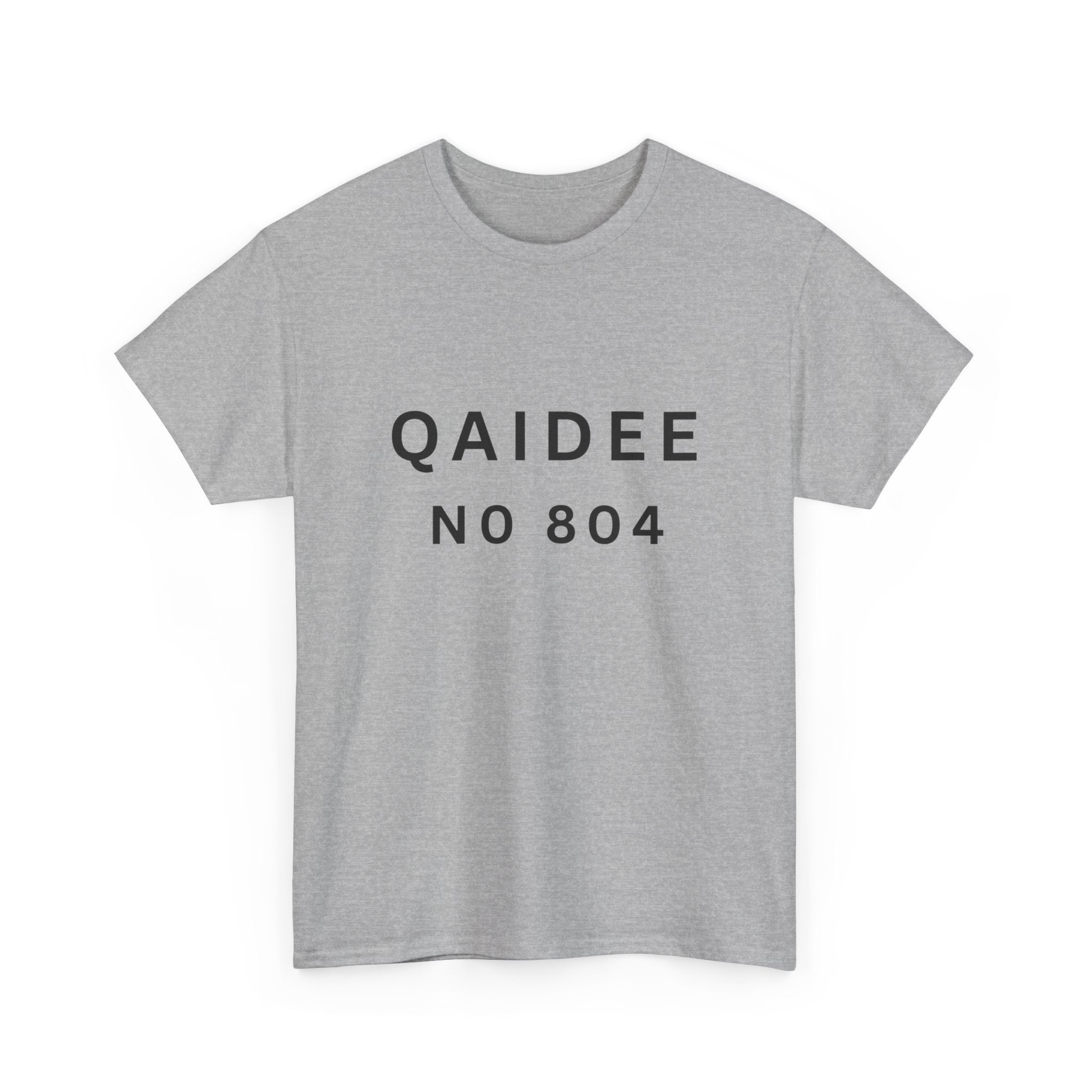 QAIDEE No 804 T‑Shirt — Minimalist Text Graphic Tee
